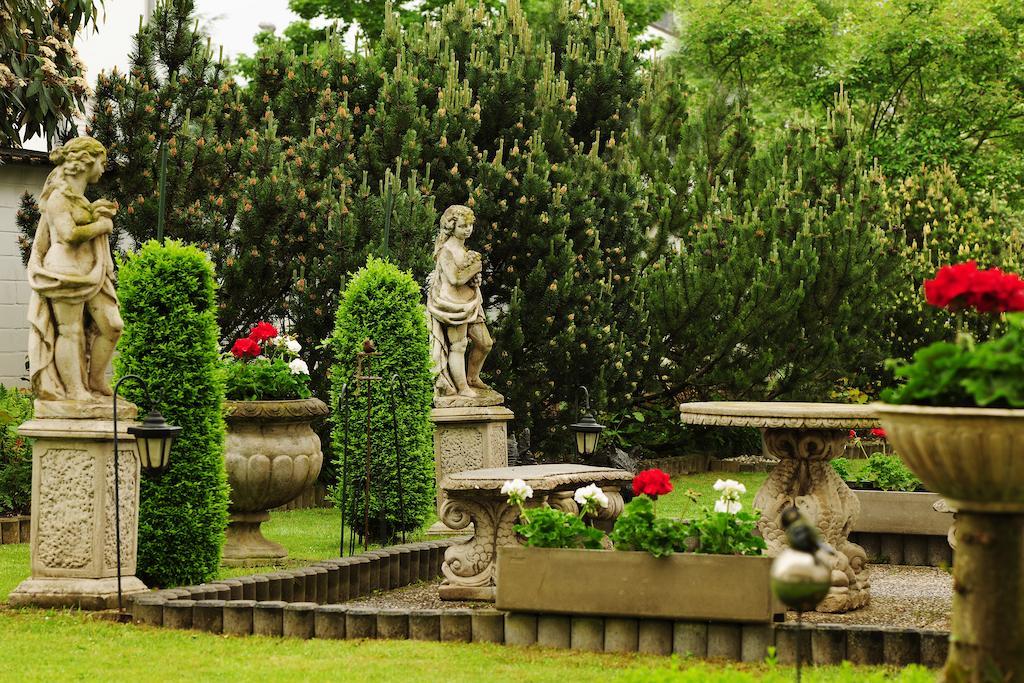 Hotel Alte Post Garni Гінсгайм-Густафсбург Екстер'єр фото